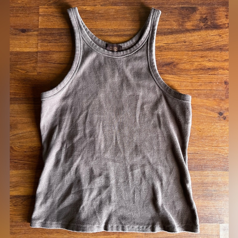 Nuuds Essential Tank Coffee Color